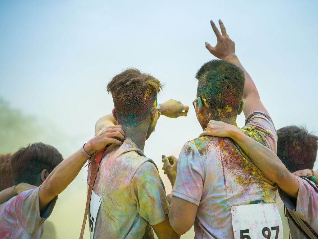 La poudre colorée dans le sport à l'école